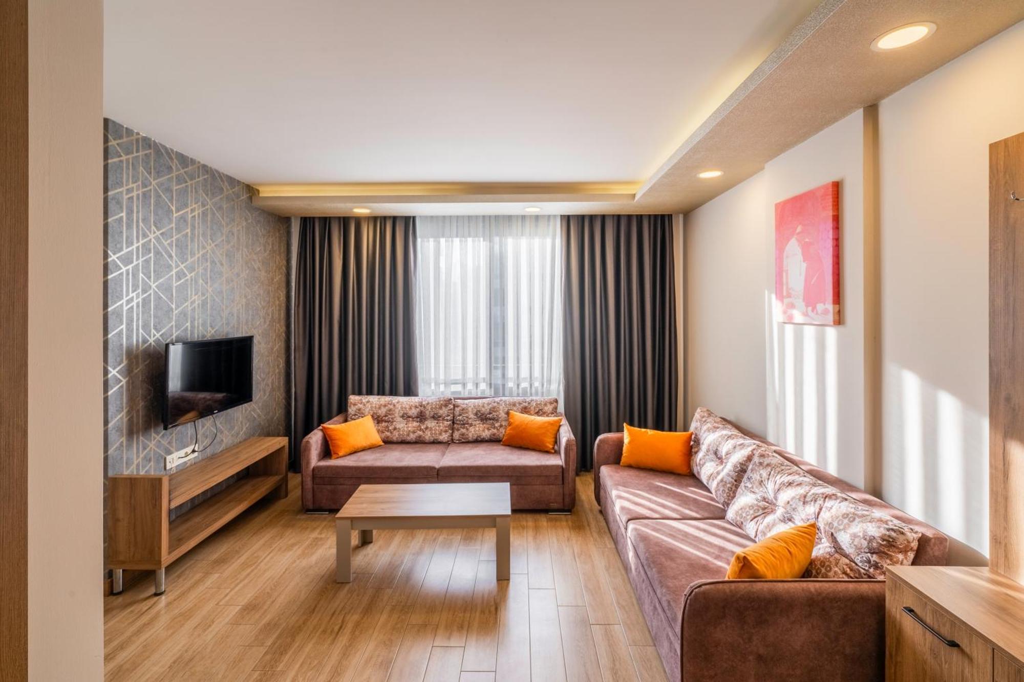 Golden World Suite Hotel Antalya Exterior foto